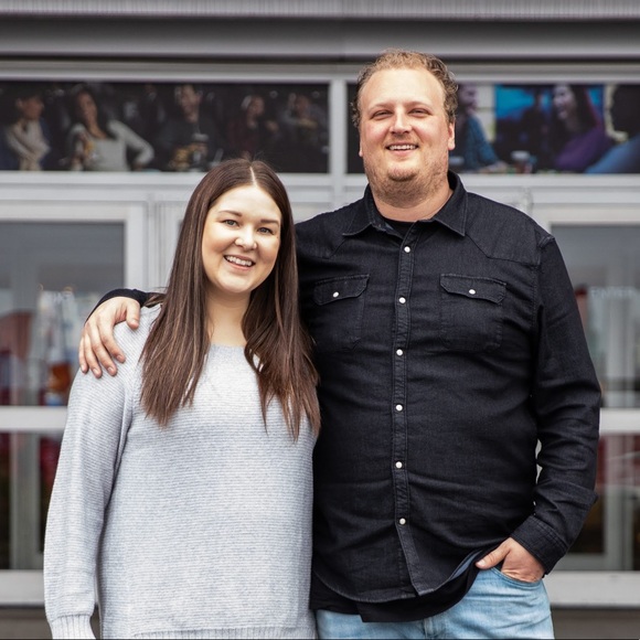 Meet your Posher, Jessica - Picture 1 of 1